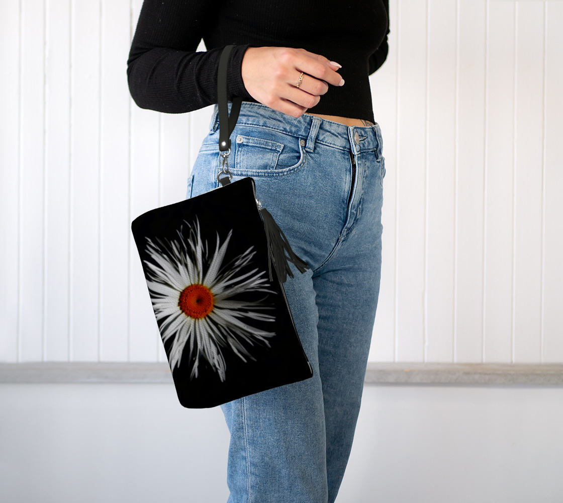 Wild Heart Daisy Luxe Makeup Bag — MLYC Luxe Collection