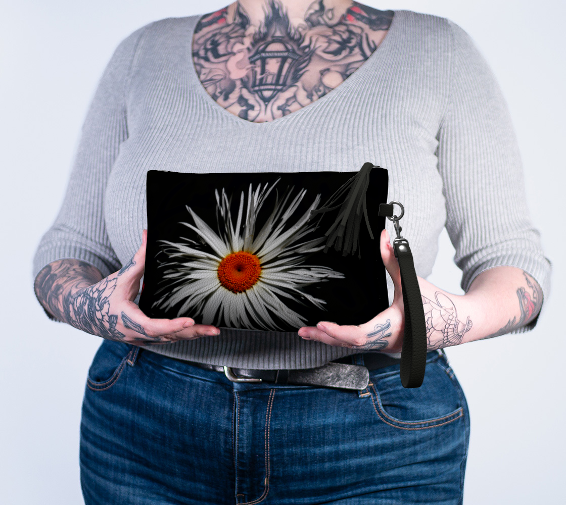 Wild Heart Daisy Luxe Makeup Bag — MLYC Luxe Collection
